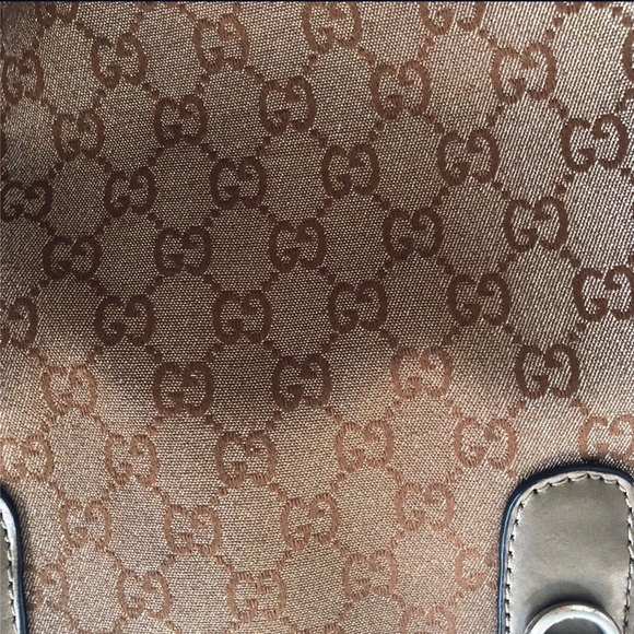 Gucci shoulder bag large. - Picture 13 of 15